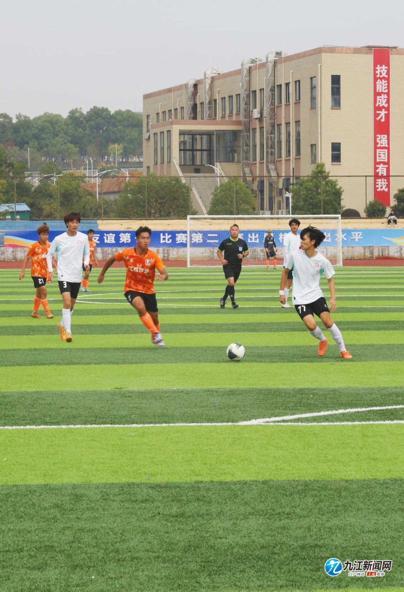 身影愈發常 身影愈發常