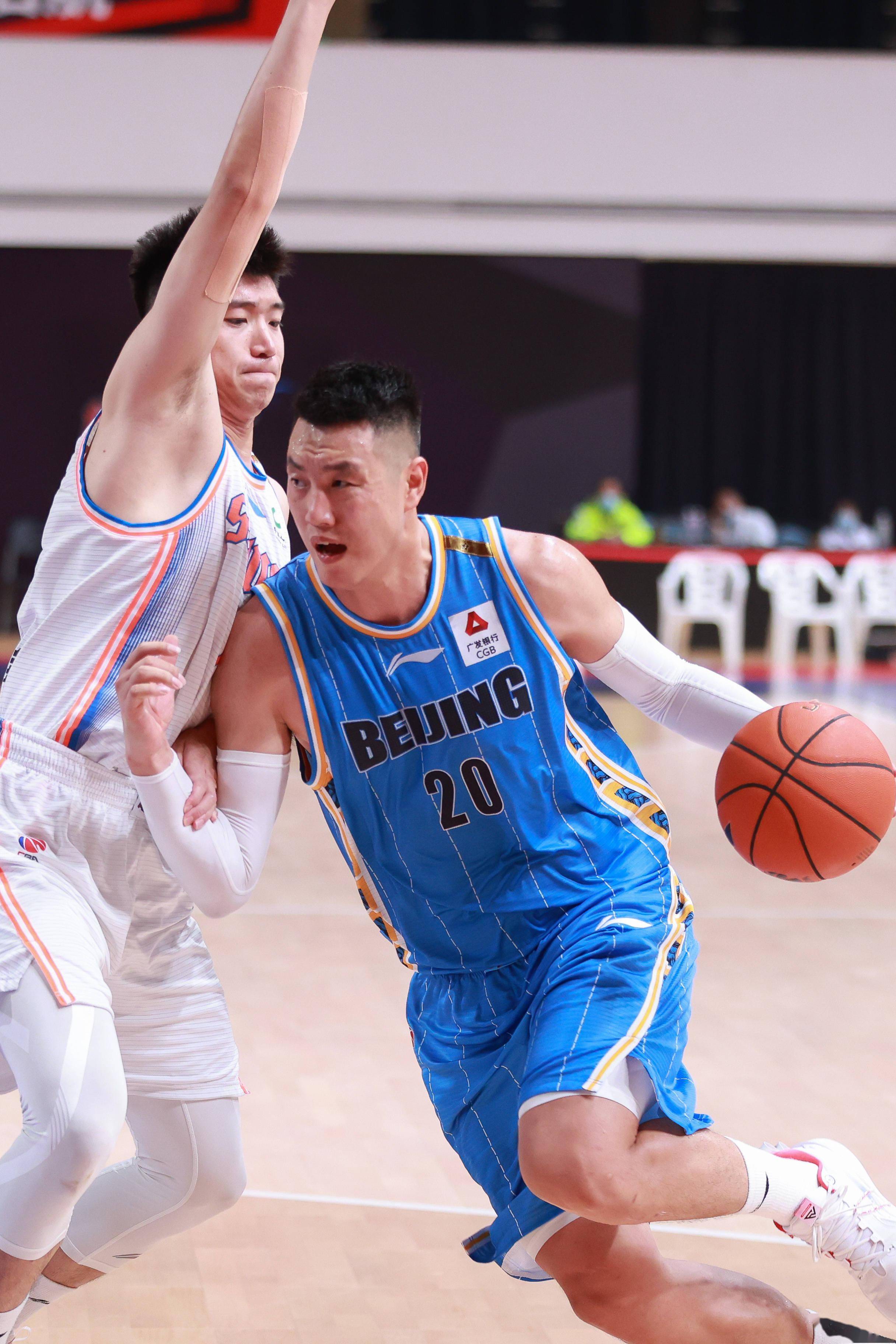 力与竞技强 力与竞技强